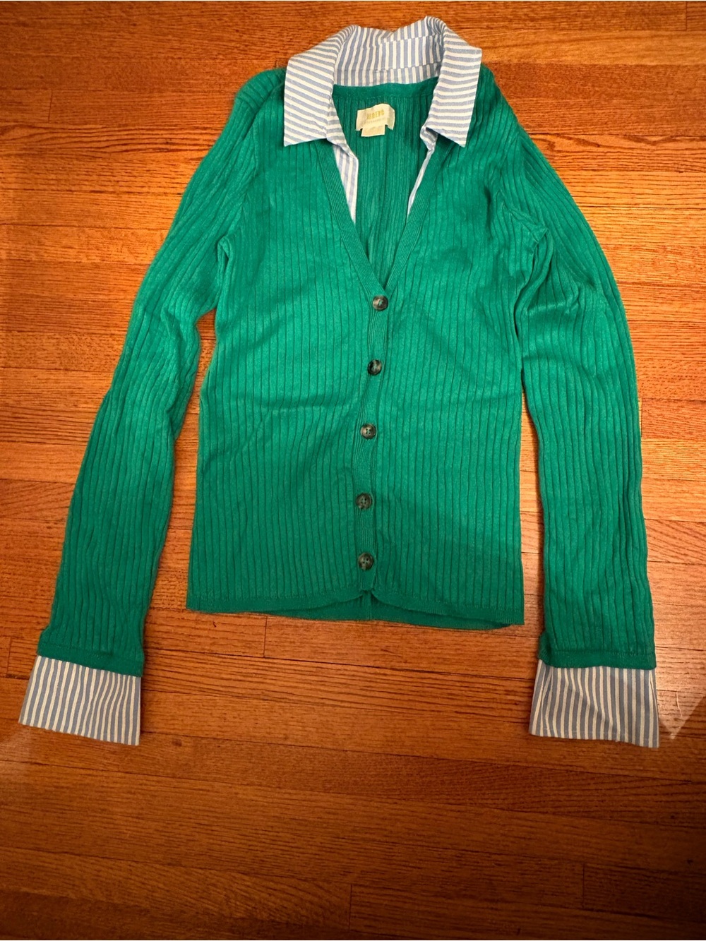 Green Ribbed Button-Up Sweater with Shirt Collar